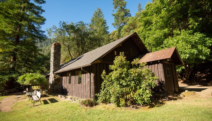 Outside of Black Bar Lodge on a sunny day