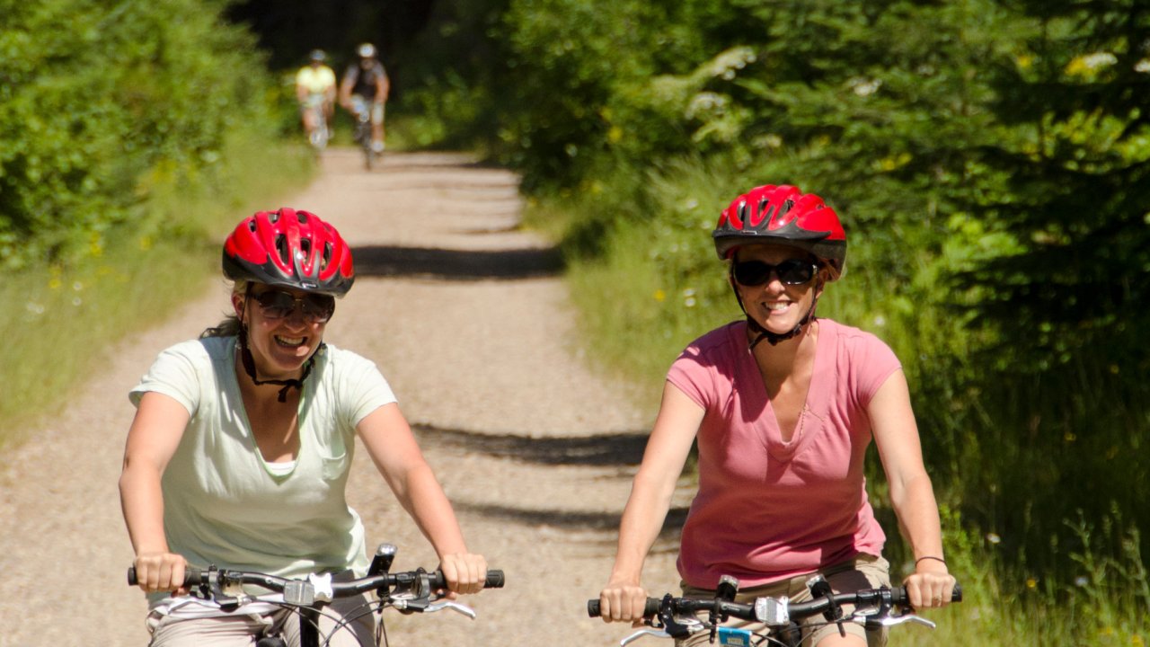 Guided cycling in Idaho
