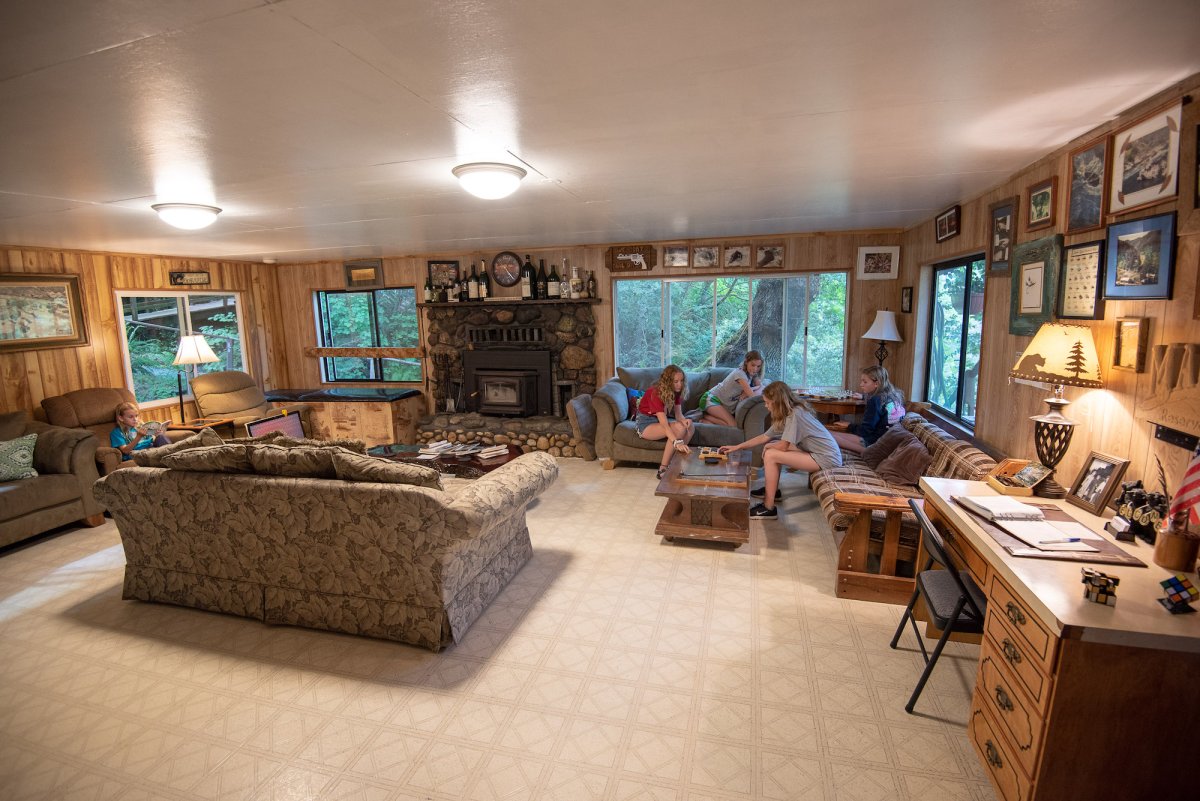 Marial Lodge along the Rogue River in Oregon