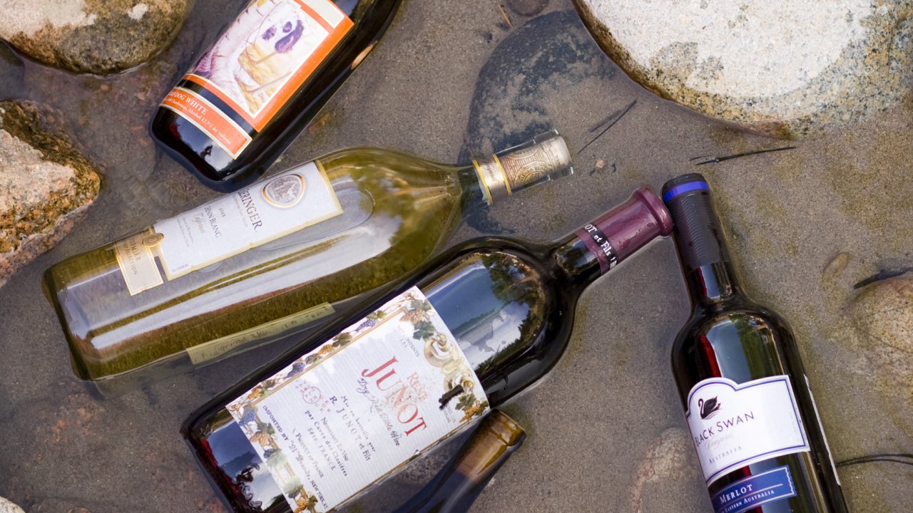 wine cooling in the river